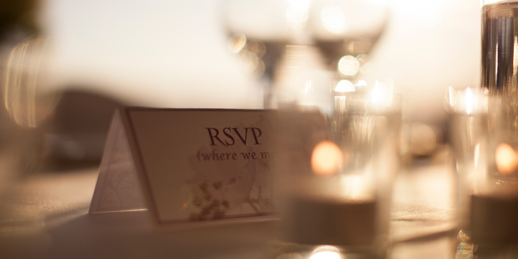 Unveil why digital invitations are the best choice for your wedding day!